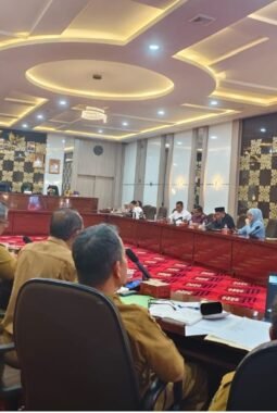 Soal Plasma 20 Persen, PT TKWL Tak Punya Nyali Hadapi DPRD Siak?