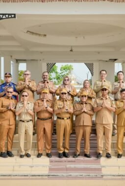 Bupati Rokan Hilir Pimpin Apel Bersama dan Halal Bihalal, Tekankan Disiplin dan Percepatan Kinerja ASN