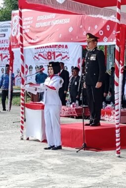 Tim Ekspedisi Merah Putih Presisi Khidmat Peringati Detik-Detik Proklamasi HUT ke-81 RI di Sinaboi