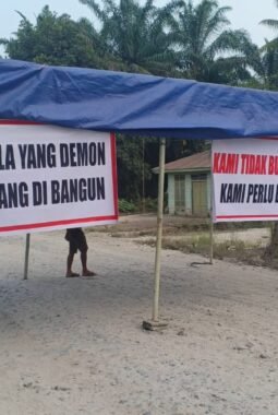 Jalan Manggala Ditutup Warga, Pemkab Rohil Diminta Segera Ambil Langkah Konkret