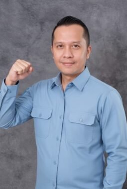 Bupati Rohil Amanahkan Jabatan Kadisparpora kepada Indra Gunawan, Sutrisno : Penunjukan yang Tepat