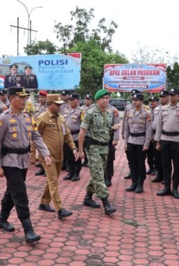 Gelar Pasukan Pengamanan Pilpeng Serentak 2026, Kapolres Rohil: Jaga Netralitas Mutlak, Proses Harus Jujur dan Demokratis