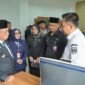 Percepat Digitalisasi Birokrasi, Bupati Rohil Tinjau Perekaman TTE PPPK Paruh Waktu 